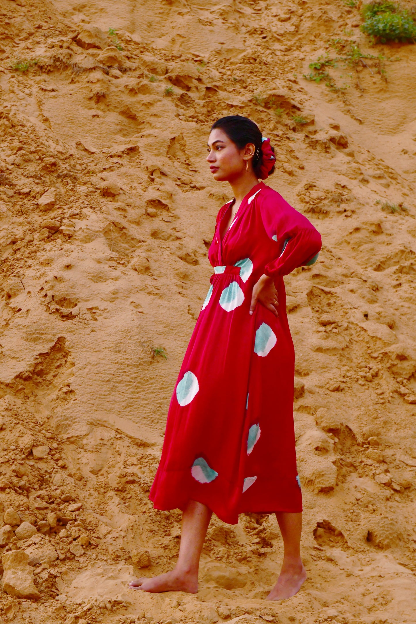 Aura Red V-Neck Tie-Dye Dress