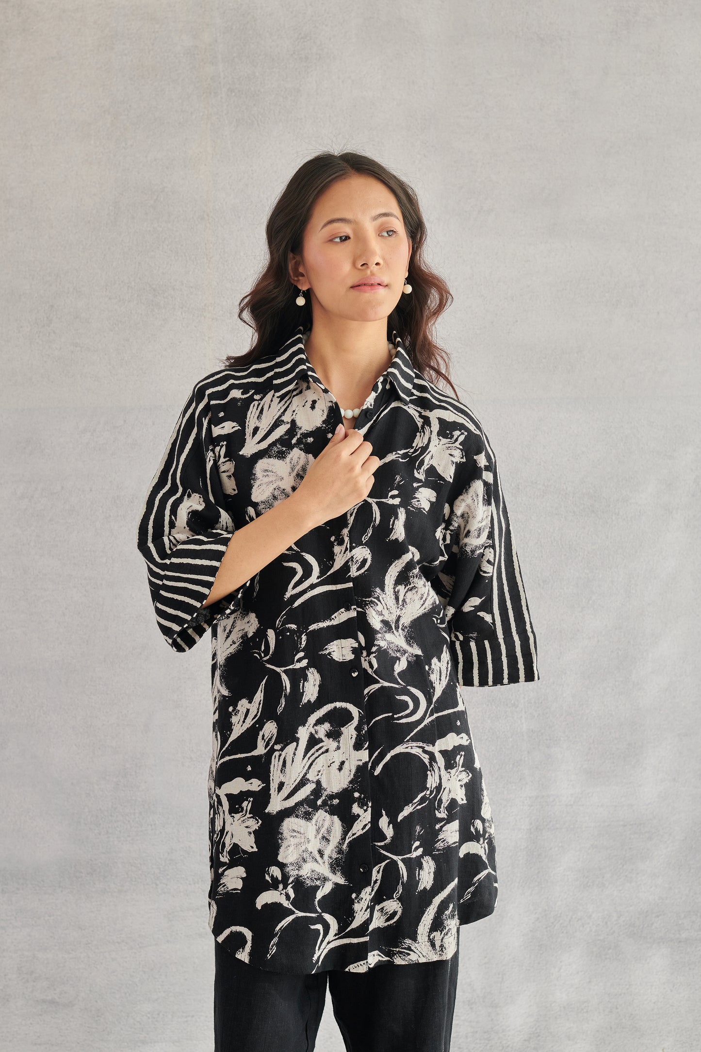 Sobo Black Long Linen Shirt