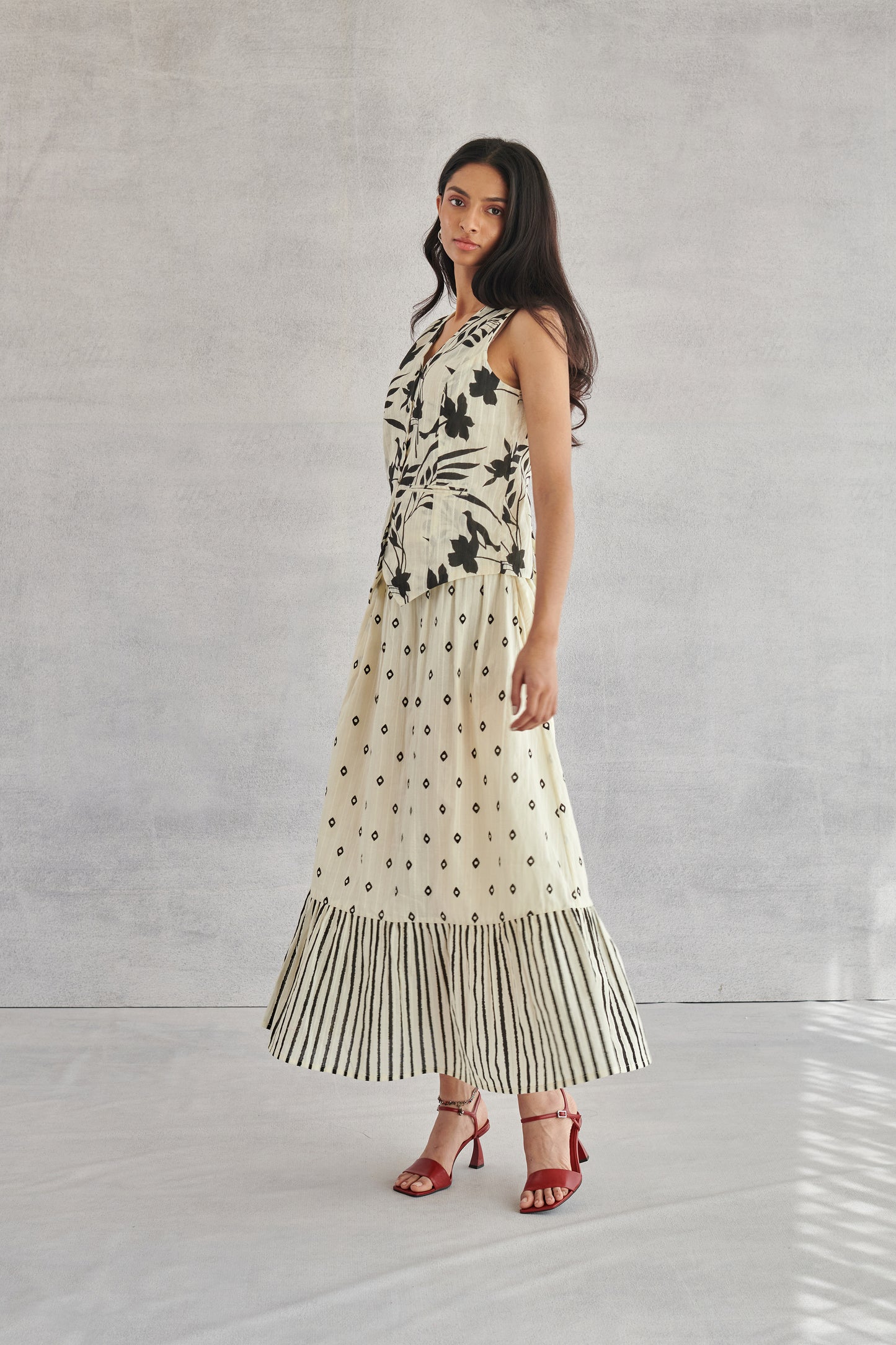 Rio Creme Printed Waistcoat