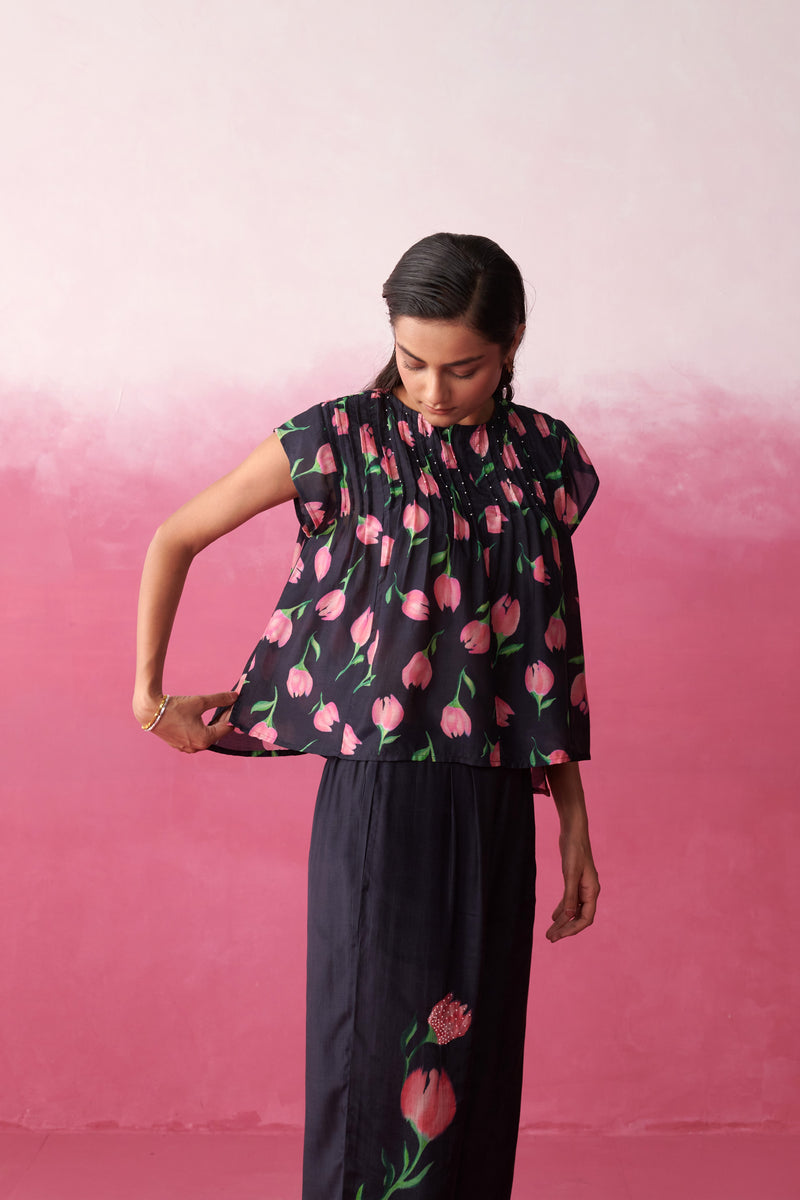Fay Blush Tulip Top